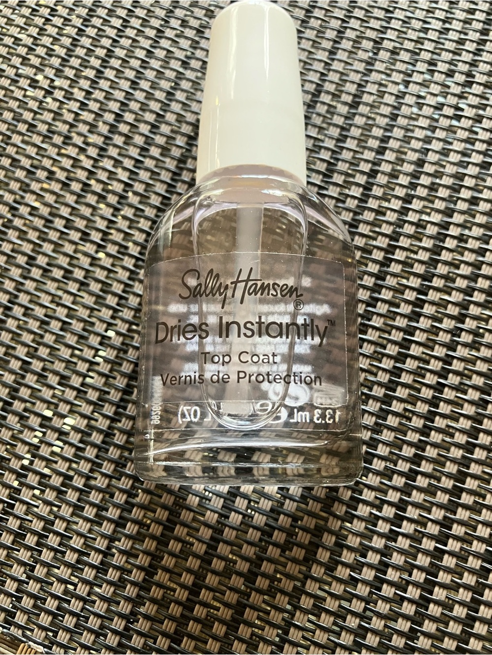Sally Hansen Dries Instantly Clear Top Coat - White Cap